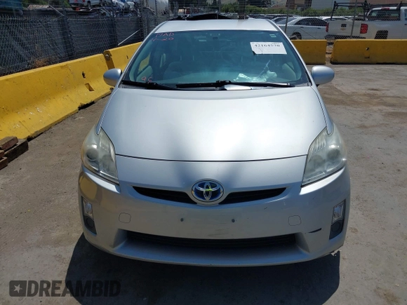 2011 Toyota Prius I with VIN JTDKN3DU8B0266944, listed as a IAAI auction lot 42164570 with 227,422 mi miles. Bid and sale history available at carsss.com. Image 12.