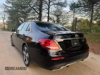 2017 Mercedes-Benz E-Class E 300 Luxury with VIN WDDZF4KB3HA104604, listed as a Copart auction lot 55533765 with 125,497 mi miles and Clean Title. Bid and sale history available at carsss.com. Image 3.
