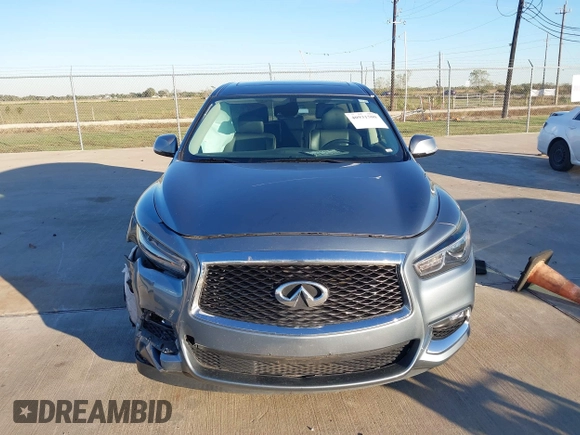 2019 Infiniti QX60 LUXE with VIN 5N1DL0MN1KC520817, listed as a IAAI auction lot 40931500 with 62,926 mi miles. Bid and sale history available at carsss.com. Image 12.
