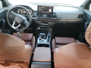 2023 Audi Q5 S line Premium Plus with VIN WA1E2AFY1P2052989, listed as a Copart auction lot 61967035 with 15,156 mi miles and Salvage title. Bid and sale history available at DreamBid. Image 8.