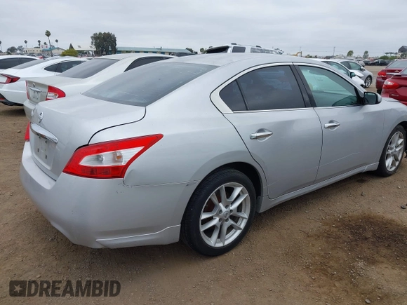 2011 Nissan Maxima S with VIN 1N4AA5AP1BC827698, listed as a IAAI auction lot 42687428 with 152,066 mi miles and . Bid and sale history available at DreamBid. Image 4.