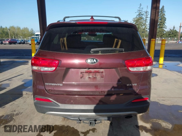 2016 Kia Sorento EX with VIN 5XYPHDA57GG181613, listed as a IAAI auction lot 42020545 with 173,439 mi miles. Bid and sale history available at carsss.com. Image 16.