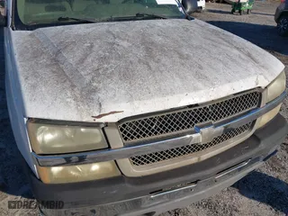 2005 Chevrolet Silverado 1500 LS with VIN 1GCEC19V35E274787, listed as a IAAI auction lot 41492265 with 311,036 mi miles. Bid and sale history available at carsss.com. Image 12.