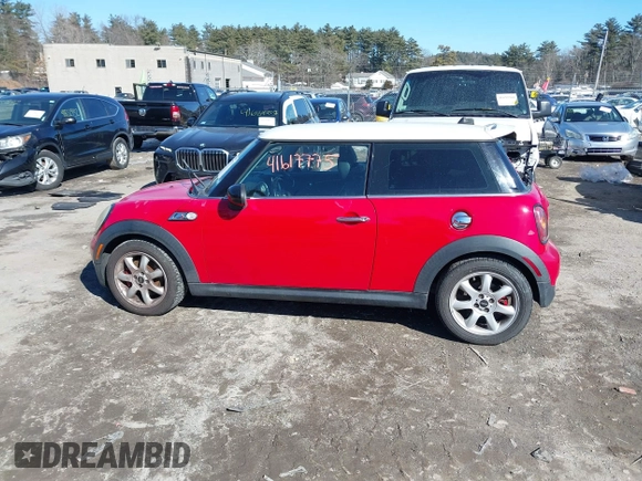 2009 MINI Hardtop S with VIN WMWMF73589TT95974, listed as a IAAI auction lot 41617775 with Not provided miles and . Bid and sale history available at DreamBid. Image 14.