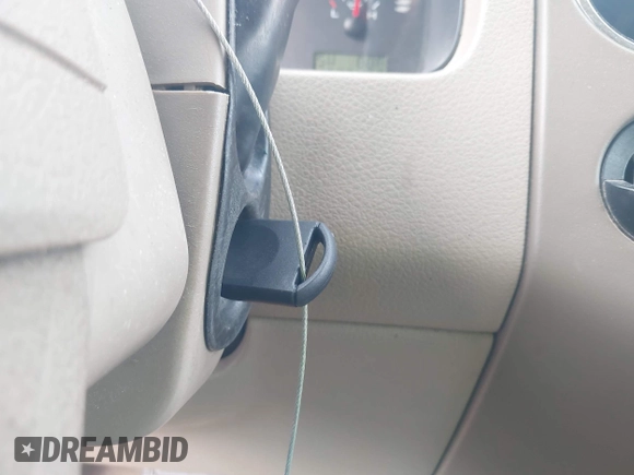 2006 Ford F-150 XLT с VIN 1FTRW12W56FA74310, выставлен на аукционе IAAI как лот 42534134 с пробегом 300 638 миль миль и . История ставок и продаж доступна на DreamBid. Изображение 11.