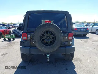 2011 Jeep Wrangler Unlimited Rubicon с VIN 1J4HA6H11BL641492, выставлен на аукционе IAAI как лот 42402713 с пробегом 112 156 миль миль и . История ставок и продаж доступна на DreamBid. Изображение 17.