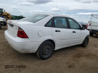 2006 Ford Focus S with VIN 1FAFP34N06W105551, listed as a Copart auction lot 52355575 with 176,617 mi miles and Salvage Title. Bid and sale history available at carsss.com. Image 3.