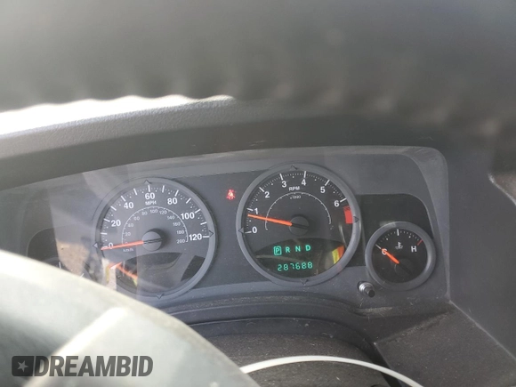 2007 Jeep Patriot Sport with VIN 1J8FT28W57D272626, listed as a Copart auction lot 84927144 with 287,688 mi miles and Salvage Title. Bid and sale history available at DreamBid. Image 9.
