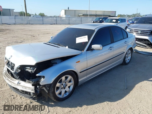 2002 BMW 3 Series 325i with VIN WBAEV33412KL55500, listed as a IAAI auction lot 42008308 with 172,852 mi miles. Bid and sale history available at carsss.com. Image 18.
