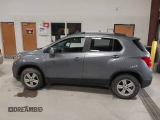2019 Chevrolet Trax LT with VIN KL7CJPSB8KB937572, listed as a IAAI auction lot 42032722 with 103,132 mi miles. Bid and sale history available at carsss.com. Image 14.