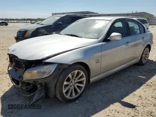 2011 BMW 3 Series 328i xDrive with VIN WBAPK5G57BNN30427, listed as a Copart auction lot 47756425 with 67,092 mi miles and Salvage Title. Bid and sale history available at carsss.com. Image 1.