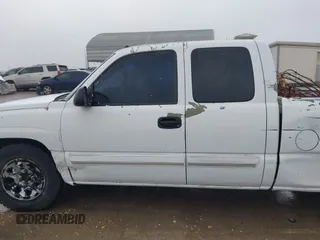 2003 Chevrolet Silverado 1500 LS with VIN 2GCEC19V231106394, listed as a IAAI auction lot 41883562 with 340,546 mi miles. Bid and sale history available at carsss.com. Image 14.