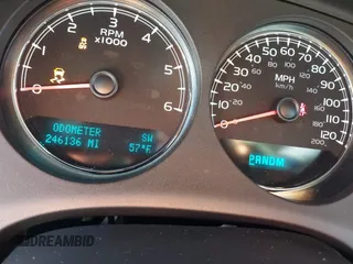 2012 Chevrolet Tahoe LS с VIN 1GNSCAE06CR257864, выставлен на аукционе IAAI как лот 41603944 с пробегом 246 136 миль миль и . История ставок и продаж доступна на DreamBid. Изображение 7.