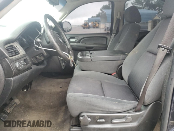 2009 Chevrolet Tahoe LS with VIN 1GNEC13389R209172, listed as a Copart auction lot 58246725 with 216,286 mi miles and Clean title. Bid and sale history available at DreamBid. Image 7.