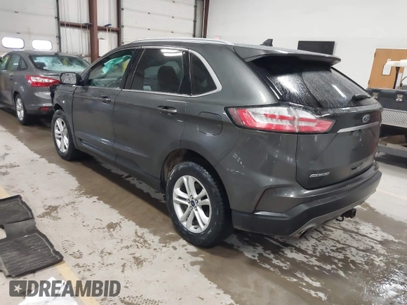 2020 Ford Edge SEL with VIN 2FMPK4J98LBB49638, listed as a IAAI auction lot 41844321 with 84,115 mi miles. Bid and sale history available at carsss.com. Image 3.