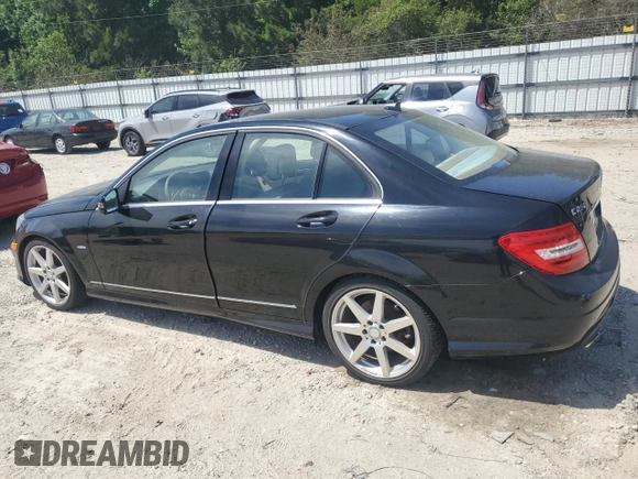 2012 Mercedes-Benz C 250 Sport z VIN WDDGF4HB9CR207602, wystawiony jako Copart lot #57763065 z przebiegiem 103 076 mil mil oraz Czysty tytuł • Clean title. Historia ofert i sprzedaży dostępna na DreamBid. Obrazek 2.