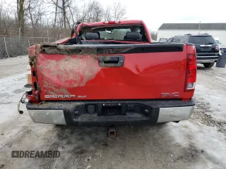 2013 GMC Sierra 1500 SLT z VIN 1GTR2WE7XDZ203277, wystawiony jako Copart lot #43795385 z przebiegiem 117 802 mil mil oraz Szkoda całkowita • Salvage title. Historia ofert i sprzedaży dostępna na DreamBid. Obrazek 6.