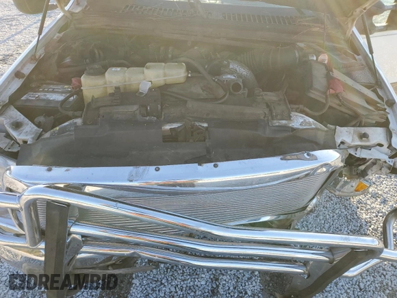 2003 Ford F-350 XL with VIN 1FTWW33F93EA39932, listed as a Copart auction lot 82341464 with 338,158 mi miles and Salvage Title. Bid and sale history available at DreamBid. Image 13.