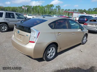 2010 Toyota Prius II with VIN JTDKN3DU2A1088232, listed as a IAAI auction lot 42022052 with 200,864 mi miles. Bid and sale history available at carsss.com. Image 4.