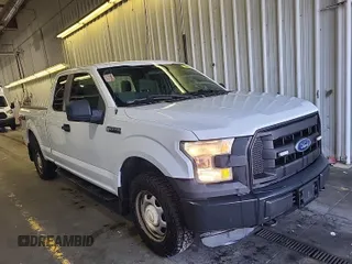 2015 Ford F-150 XLT z VIN 1FTFX1EF7FKD06649, wystawiony jako IAAI lot #42615380 z przebiegiem 177 590 mil mil oraz . Historia ofert i sprzedaży dostępna na DreamBid. Obrazek 41.