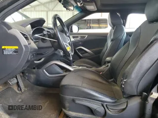 2016 Hyundai Veloster с VIN KMHTC6AD6GU295094, выставлен на аукционе Copart как лот 61553845 с пробегом 132 352 миль миль и Списание • Salvage title. История ставок и продаж доступна на DreamBid. Изображение 7.