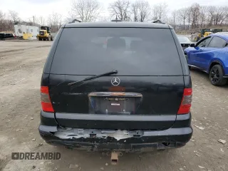 2005 Mercedes-Benz M-Class 3.7L with VIN 4JGAB57E75A565890, listed as a Copart auction lot 83322774 with 0 mi miles and Clean Title. Bid and sale history available at carsss.com. Image 6.