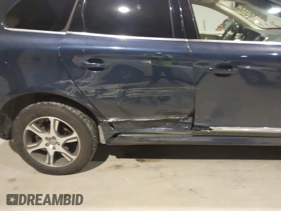 2015 Volvo XC60 T6 с VIN YV4902RKXF2687103, выставлен на аукционе IAAI как лот 41467485 с пробегом 97 004 миль миль и . История ставок и продаж доступна на DreamBid. Изображение 6.