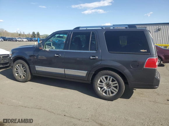 2007 Lincoln Navigator with VIN 5LMFU28567LJ10966, listed as a Copart auction lot 51797625 with 208,956 mi miles and Clean Title. Bid and sale history available at carsss.com. Image 2.