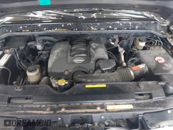 2004 Nissan Titan LE with VIN 1N6AA07B84N544745, listed as a IAAI auction lot 42195072 with 357,986 mi miles. Bid and sale history available at carsss.com. Image 10.