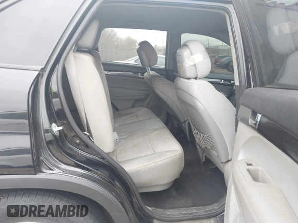 2012 Kia Sorento LX with VIN 5XYKTDA21CG286799, listed as a IAAI auction lot 41896186 with 178,777 mi miles. Bid and sale history available at carsss.com. Image 8.