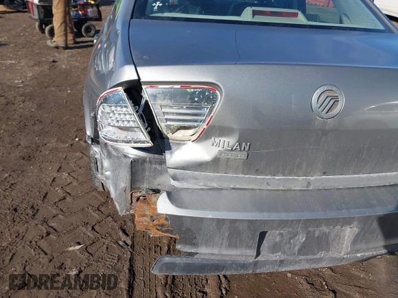 2008 Mercury Milan Premier с VIN 3MEHM08Z38R653040, выставлен на аукционе IAAI как лот 41490109 с пробегом 194 008 миль миль и . История ставок и продаж доступна на DreamBid. Изображение 15.