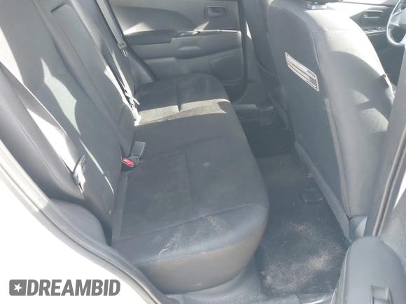 2015 Mitsubishi Outlander ES z VIN 4A4AP3AU4FE034451, wystawiony jako IAAI lot #41057102 z przebiegiem 166 263 mil mil oraz . Historia ofert i sprzedaży dostępna na DreamBid. Obrazek 8.