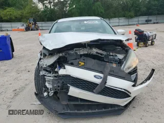 2016 Ford Focus SE with VIN 1FADP3F26GL369418, listed as a Copart auction lot 54256525 with 139,871 mi miles and Salvage title. Bid and sale history available at DreamBid. Image 5.