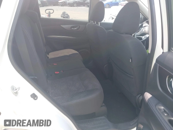 2016 Nissan Rogue SV z VIN KNMAT2MVXGP699801, wystawiony jako IAAI lot #42371588 z przebiegiem 153 084 mil mil oraz . Historia ofert i sprzedaży dostępna na DreamBid. Obrazek 8.