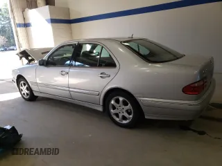 2002 Mercedes-Benz E-Class with VIN WDBJF65J12B499887, listed as a Copart auction lot 48708375 with 194,556 mi miles and Salvage Title. Bid and sale history available at carsss.com. Image 2.