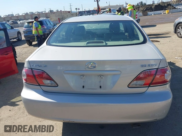 2004 Lexus ES 350 with VIN JTHBA30G745037204, listed as a IAAI auction lot 41816505 with 418,570 mi miles and . Bid and sale history available at DreamBid. Image 17.