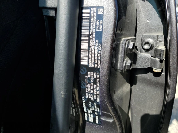 2017 Jeep Renegade Sport with VIN ZACCJAAB1HPF90179, listed as a Copart auction lot 60743035 with 98,776 mi miles and Salvage title. Bid and sale history available at DreamBid. Image 13.