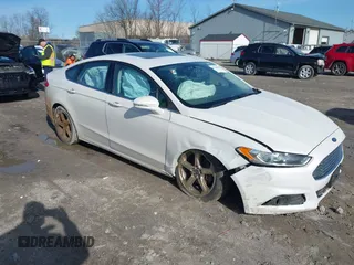 2014 Ford Fusion SE with VIN 3FA6P0H98ER168460, listed as a IAAI auction lot 41948476 with 186,258 mi miles and . Bid and sale history available at carsss.com. Image 1.