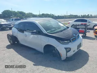2017 BMW i3 with VIN WBY1Z8C32HV891355, listed as a IAAI auction lot 41723555 with 77,773 mi miles. Bid and sale history available at carsss.com. Image 1.
