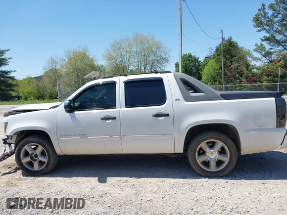 2008 Chevrolet Avalanche 3LT with VIN 3GNEC12088G103407, listed as a IAAI auction lot 42048213 with 195,309 mi miles and . Bid and sale history available at DreamBid. Image 15.