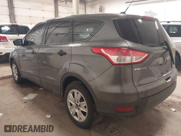 2013 Ford Escape S with VIN 1FMCU0F78DUA33201, listed as a IAAI auction lot 41958763 with 188,533 mi miles. Bid and sale history available at carsss.com. Image 3.