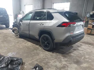 2020 Toyota RAV4 XLE with VIN 2T3P1RFV6LC089609, listed as a IAAI auction lot 41923472 with 72,368 mi miles and . Bid and sale history available at DreamBid. Image 3.