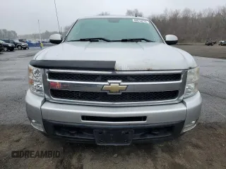 2010 Chevrolet Silverado 1500 with VIN 1GCYKTE2XAZ210496, listed as a Copart auction lot 50018275 with 177,822 mi miles and Clean Title. Bid and sale history available at DreamBid. Image 5.