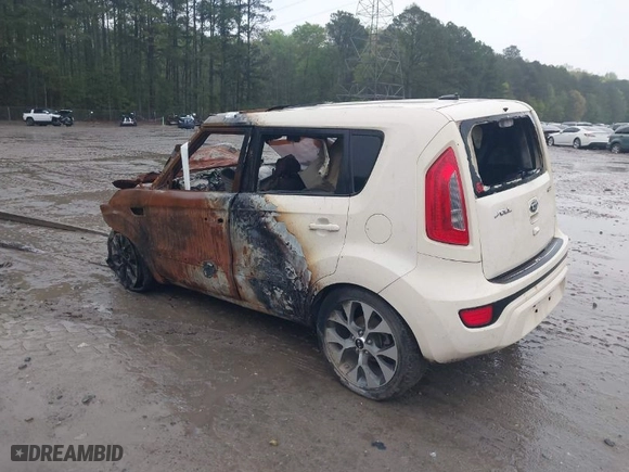 2013 Kia Soul + with VIN KNDJT2A60D7775664, listed as a IAAI auction lot 37577938 with 1 mi miles. Bid and sale history available at carsss.com. Image 3.