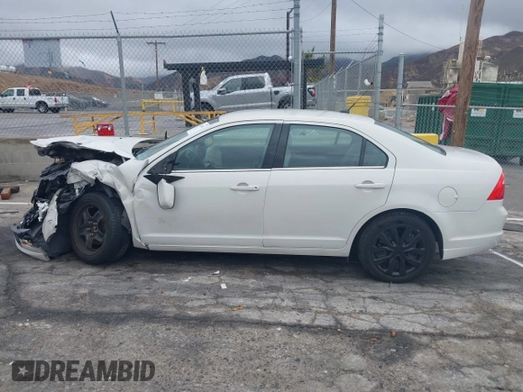 2011 Ford Fusion SE with VIN 3FAHP0HA1BR343100, listed as a IAAI auction lot 41513501 with 92,531 mi miles and . Bid and sale history available at carsss.com. Image 13.