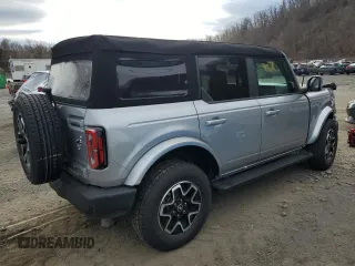 2024 Ford Bronco Outer Banks with VIN 1FMEE8BP2RLA43360, listed as a Copart auction lot 51210275 with 575 mi miles and Salvage title. Bid and sale history available at DreamBid. Image 3.