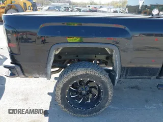 2017 GMC Sierra 1500 SLT z VIN 3GTU2NEC8HG211837, wystawiony jako IAAI lot #41876845 z przebiegiem 138 945 mil mil oraz . Historia ofert i sprzedaży dostępna na DreamBid. Obrazek 17.