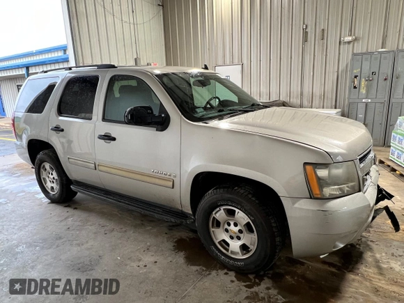 2009 Chevrolet Tahoe LS with VIN 1GNFC13019R276643, listed as a Copart auction lot 43242215 with 226,205 mi miles and Salvage title. Bid and sale history available at DreamBid. Image 4.