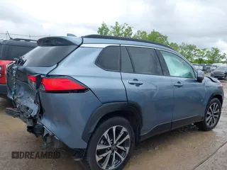 2023 Toyota Corolla Cross XLE с VIN 7MUDAAAG4PV062515, выставлен на аукционе IAAI как лот 42323389 с пробегом 30 092 миль миль и . История ставок и продаж доступна на DreamBid. Изображение 4.