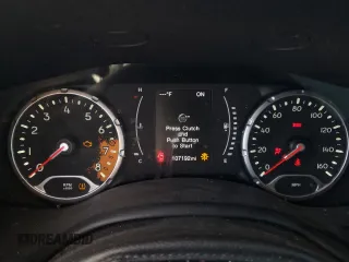2017 Jeep Renegade Sport with VIN ZACCJAAH4HPG18240, listed as a Copart auction lot 47964625 with 107,192 mi miles and Salvage Title. Bid and sale history available at DreamBid. Image 9.